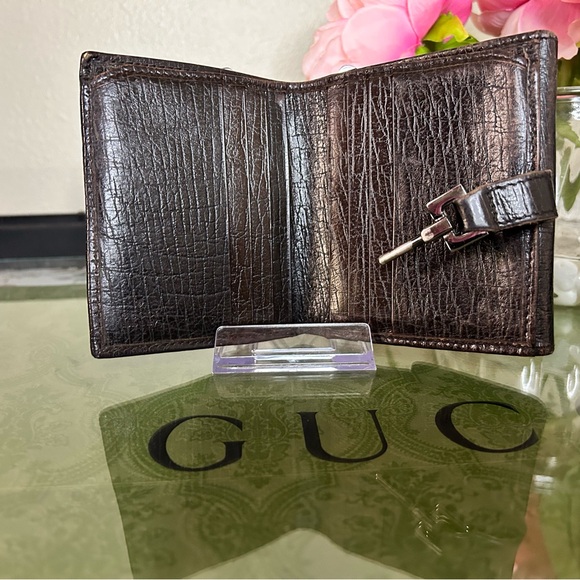 Gucci Beige & Green Wallet – Sleek Compact Bifold, No Sticky Interior - Picture 4 of 13